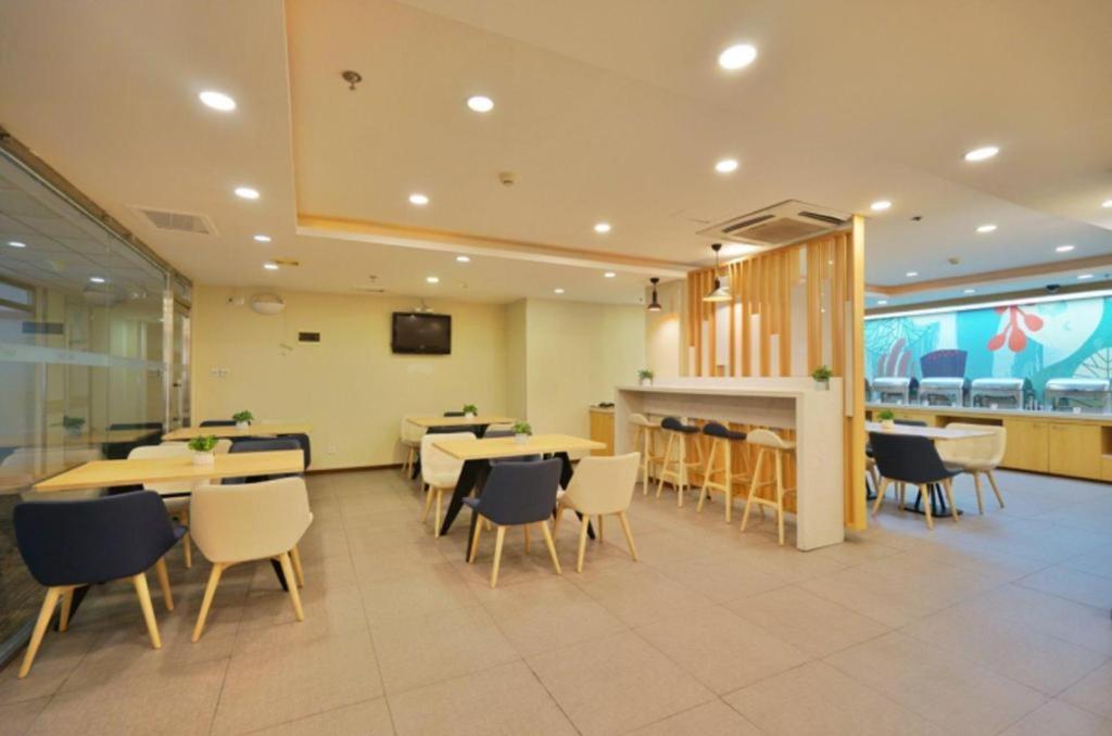 Hanting Hotel Harbin Dongdazhi Street Exterior foto